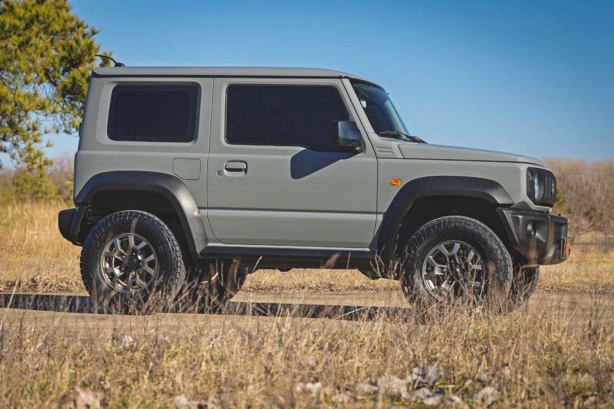 Suzuki Jimny Suspension Lift Kit - Front + Rear - Rough Country - 2 Inch Lift - '18-'26
